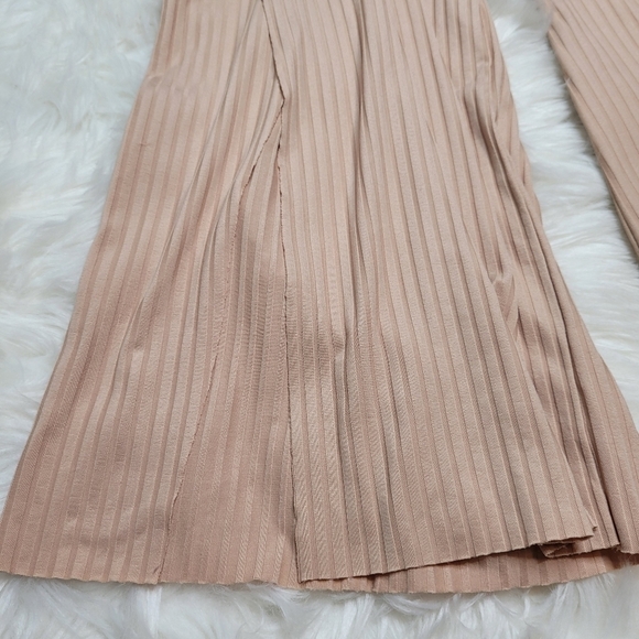 Zara Split Leg Nude Culottes Pants - Picture 7 of 12